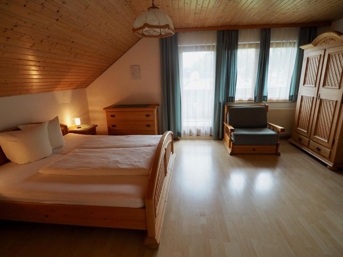 Gasthof Zum Grünen Specht Oberzeiring Exterior foto