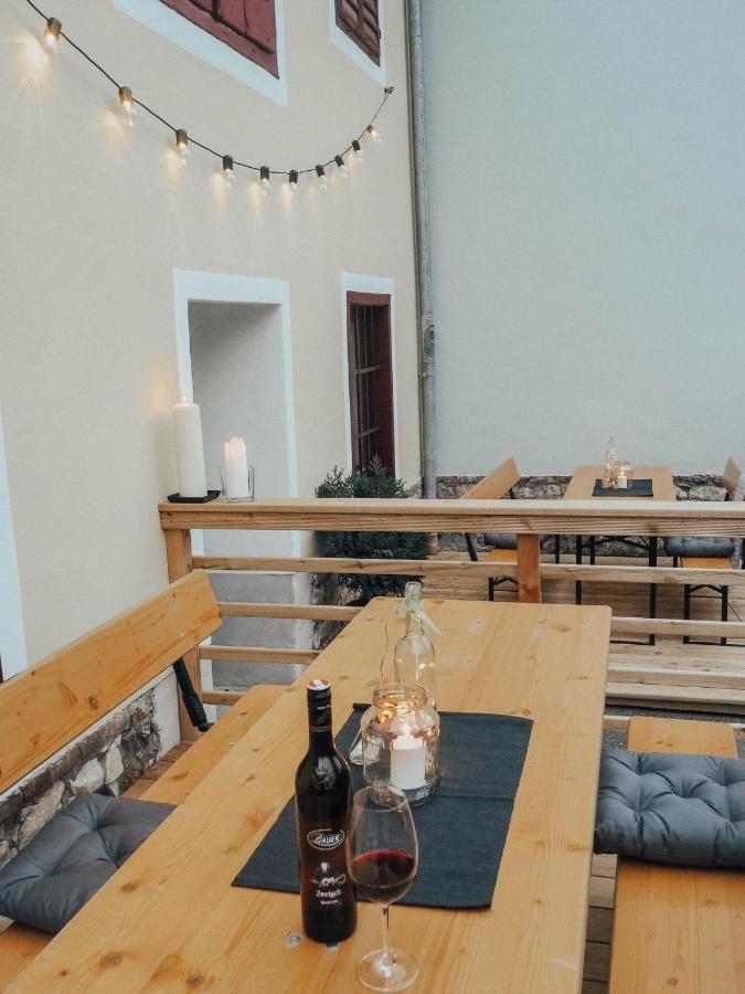 Gasthof Zum Grünen Specht Oberzeiring Exterior foto